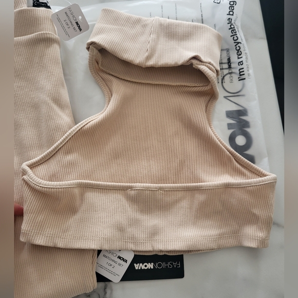 Fashion Nova Snatched 2 Piece Set - Picture 4 of 6